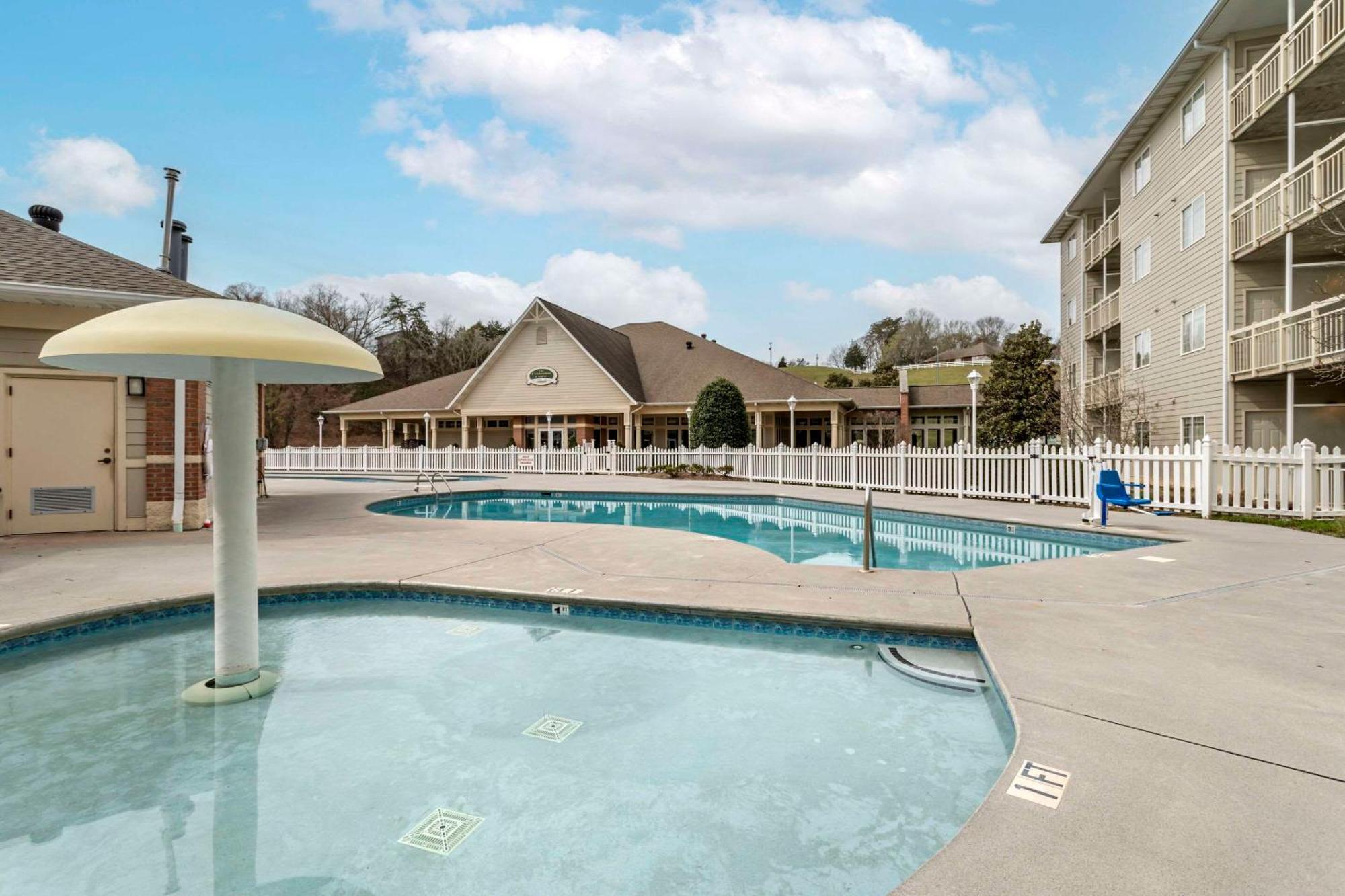 Leconte Hotel & Convention Center, Ascend Hotel Collection Pigeon Forge Exteriör bild