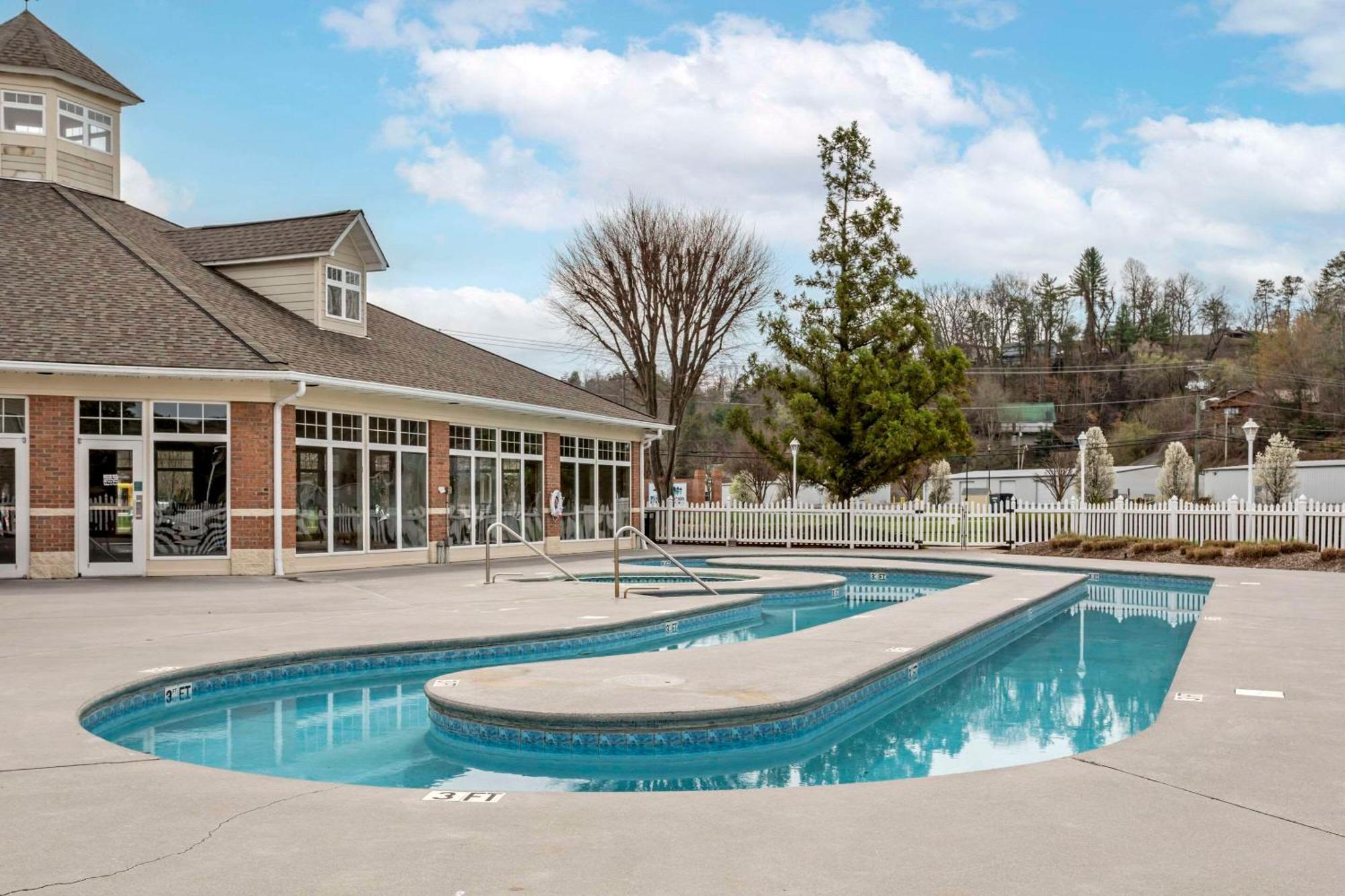 Leconte Hotel & Convention Center, Ascend Hotel Collection Pigeon Forge Exteriör bild